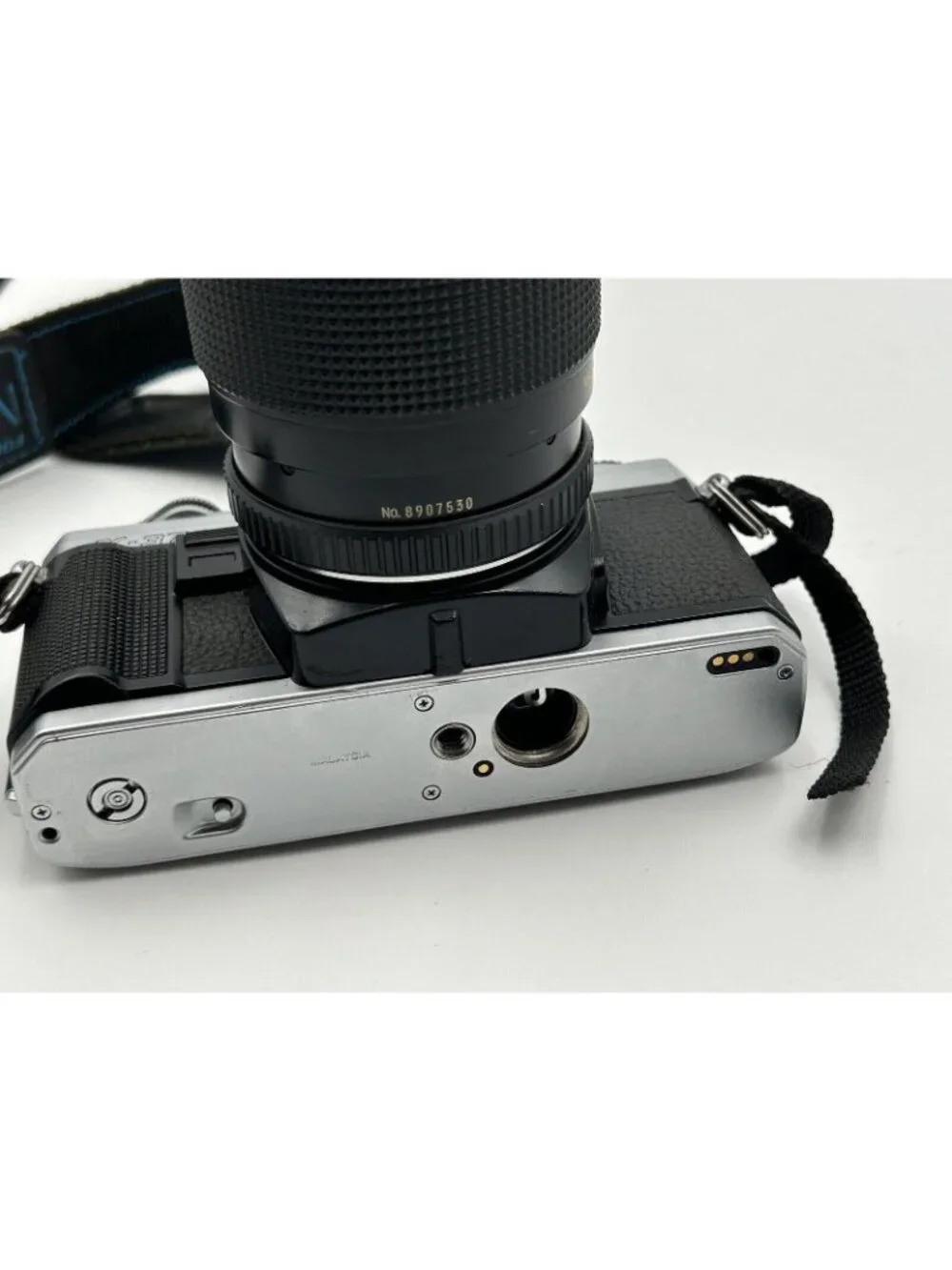 Vintage Minolta X-370 SLR 35mm Camera With Lens And Strap - Untested